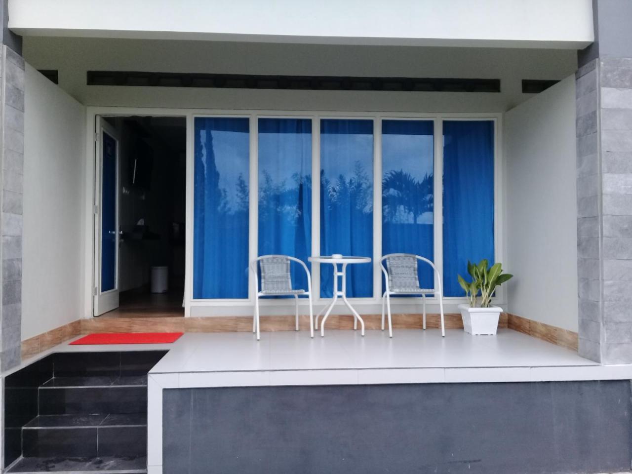 Wisma Lovebird Kalianget Exteriér fotografie